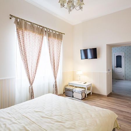 Lovely Apartment In The City Center Lviv Kültér fotó